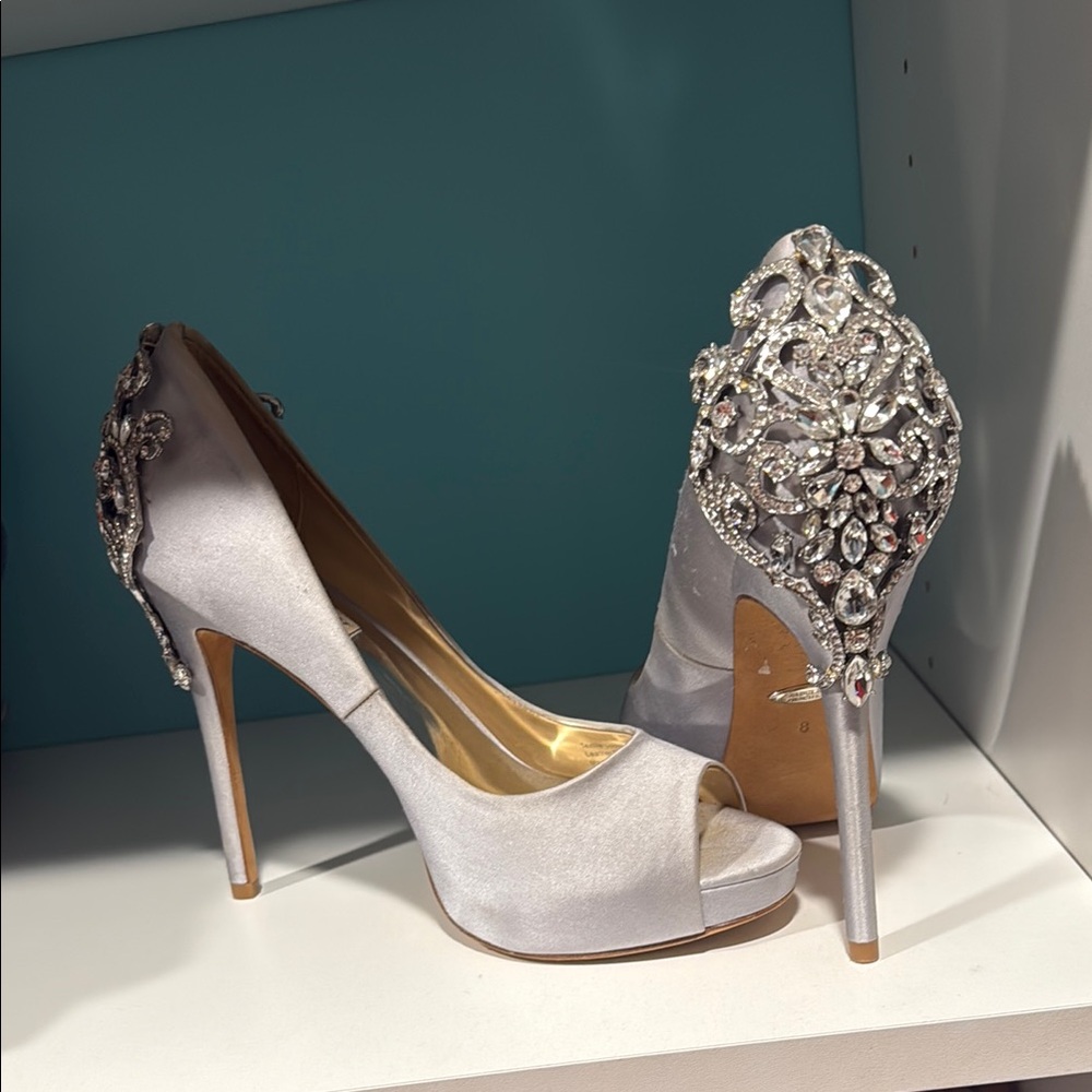 Elegant Silver Crystal Embellished Women's Heels - Picture 3 of 4